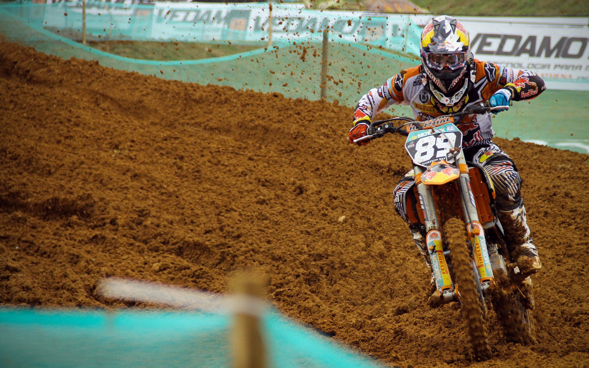 开云体育下载-逆转与惊艳，樊振东如何以乒乓艺术征服世界